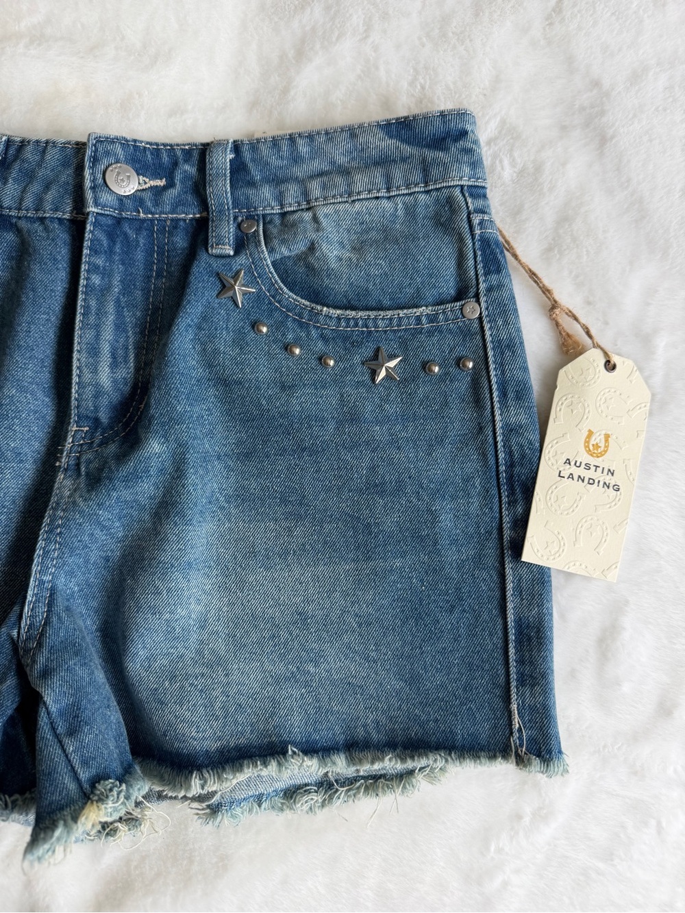 Austin Landing High Rise Denim Shorts Size 7 NWT - Picture 3 of 12